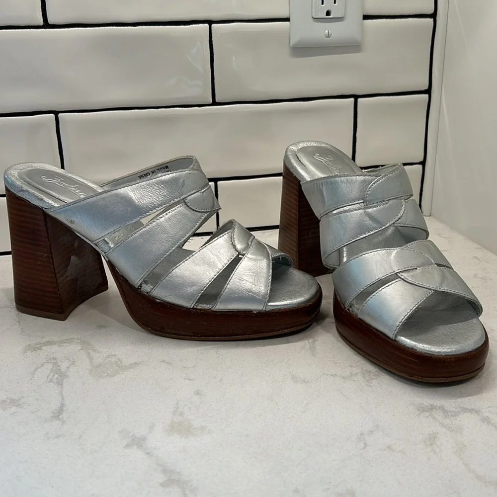 Zodiac Hype Leather Wood Platform Silver Metallic Retro Stacked Heels Size 9